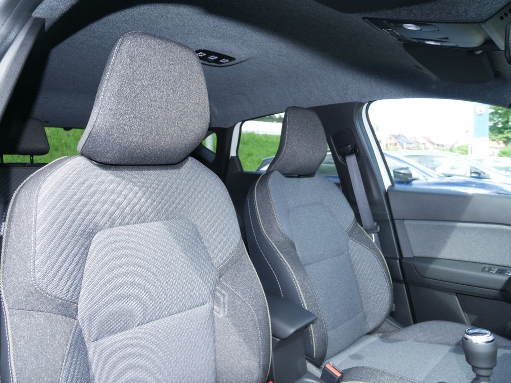 Fahrzeugabbildung Renault Captur Techno TCe 90
