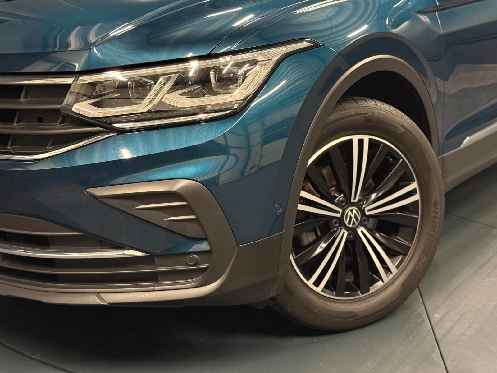 Volkswagen Tiguan 1.5 TSI DSG Active*18Zoll*HeadUp*AHK*LED*
