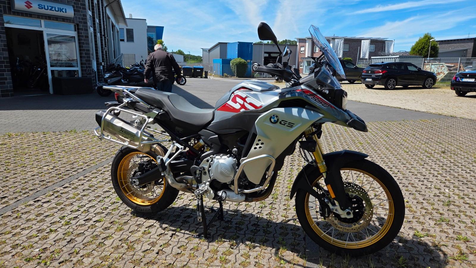 BMW F 850 GS Adventure exclusive voll   Akra   Navi