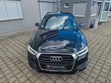 Audi Q3 Sport Quattro LED Matrix 20 Zoll 3x Sline - Audi Q3 mit Diesel-Antrieb: Allradantrieb