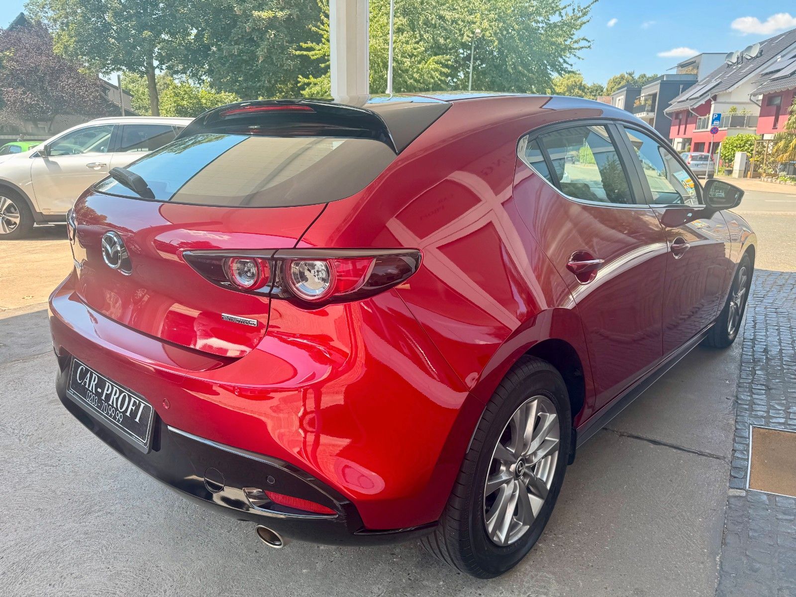 Fahrzeugabbildung Mazda 3 Limousine Autom. Navi/LED/HUD/Bluetooth