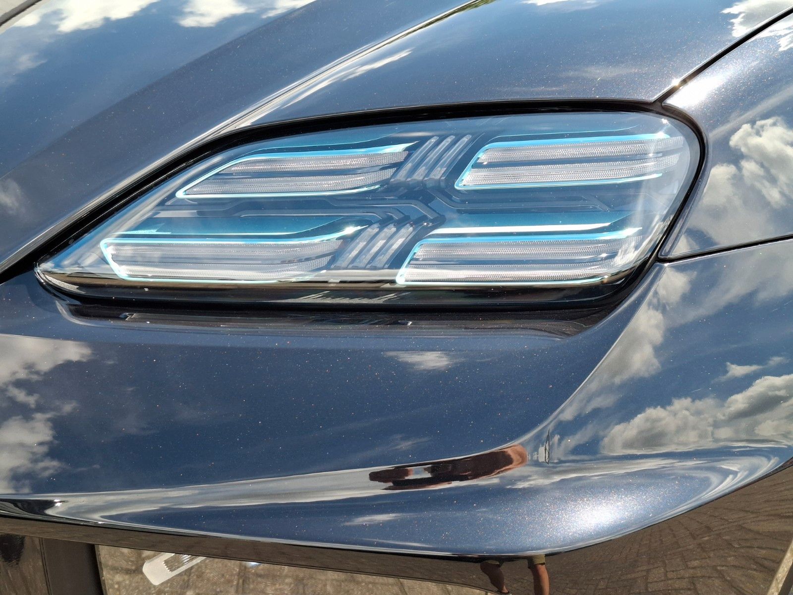 Porsche Macan E Turbo Burmester Sitzlüftung  HA-Lenkung foto 7