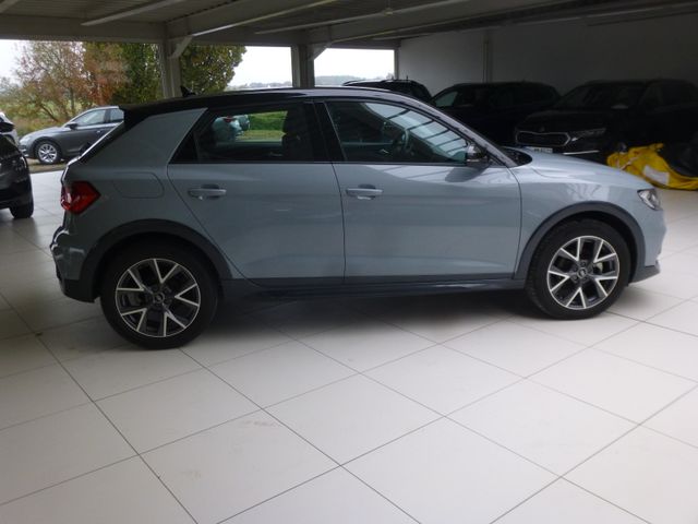 Audi A1 citycarver 30 TFSI basis