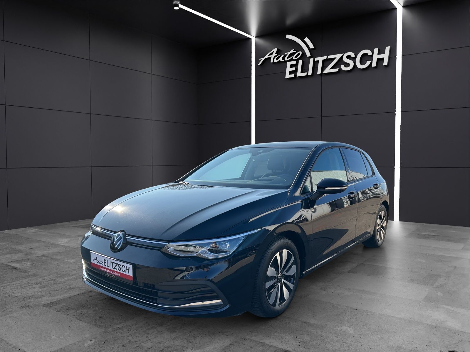 Fahrzeugabbildung Volkswagen Golf VIII TDI 1,99% DSG AHK PANORAMA Kamera HuD
