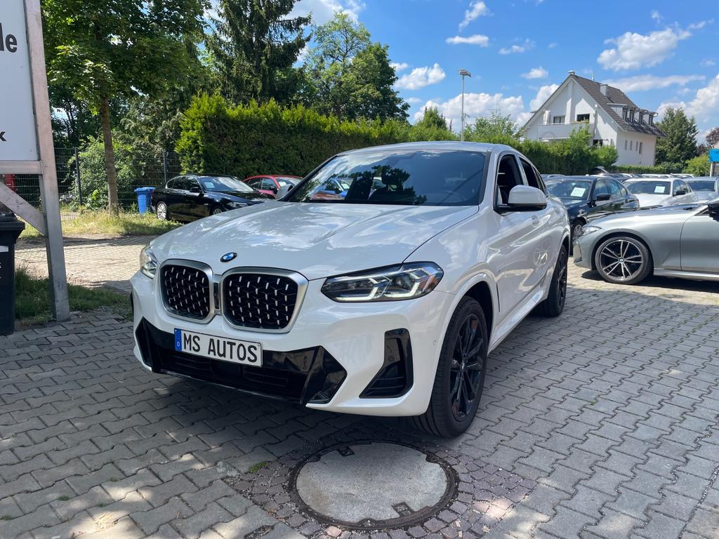 BMW X4 30d MSportLaserPanoramaKeylessHuD 360 2024