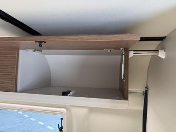 Westfalia Columbus 600 E 140 PS Winterpaket SOLAR Markise