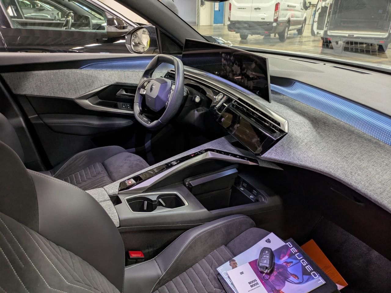 Fahrzeugabbildung Peugeot 3008 GT MildHybrid 107KW e-DSG6