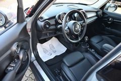 MINI Mini 1.5 Cooper 5-trg. 2.Hd Navi Leder Automatik MINI Mini 1.5 Cooper 5-trg. 2.Hd Navi Leder Automatik