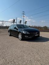 Volvo V60 T6 AWD SUMMUM 3.0 Kombi - gebrauchte Volvo V60 aus dem Jahr 2014