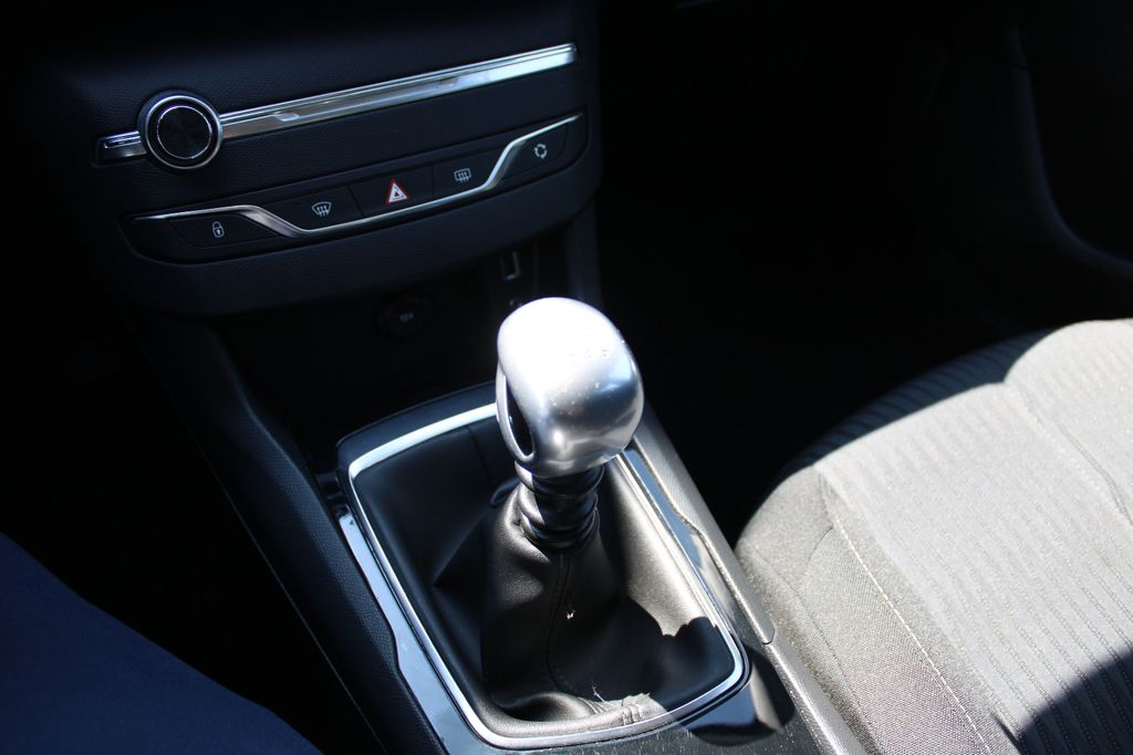 PEUGEOT 308 – Bild 17 von 20