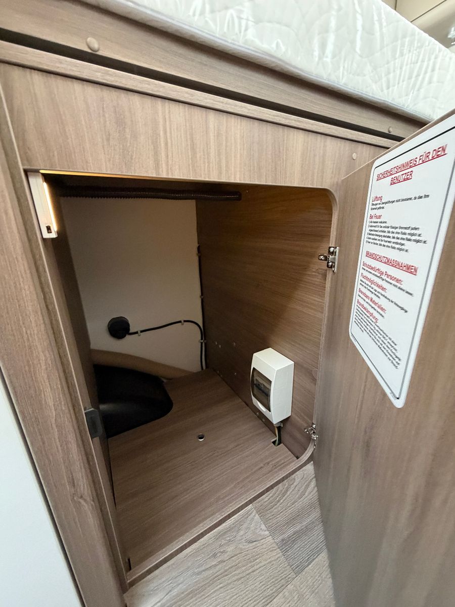 Fahrzeugabbildung Carado T338 Edition 26  - Sie paren über 12.000€