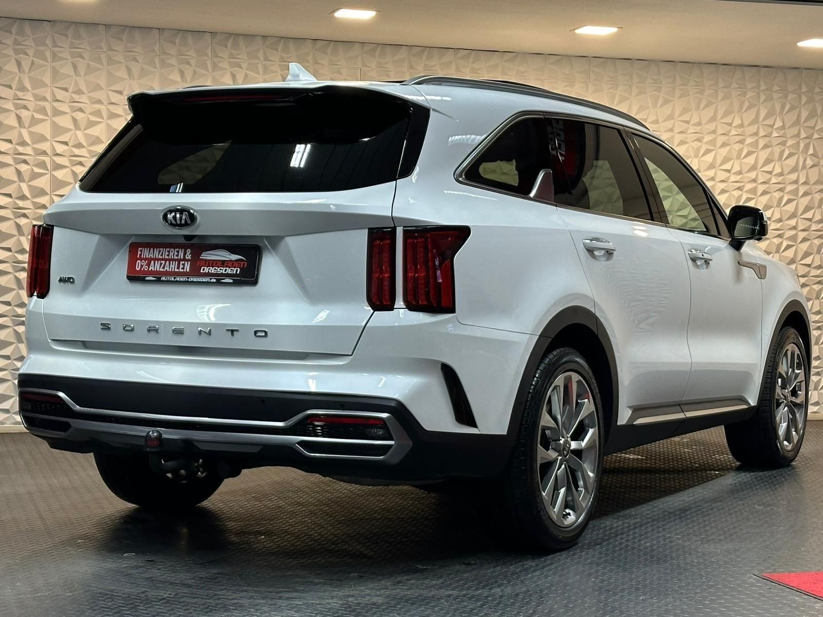 KIA Sorento 2.2CRDi PLATINUM 4WD* LED#4xSHZ#LH#KEYLE - Image 8