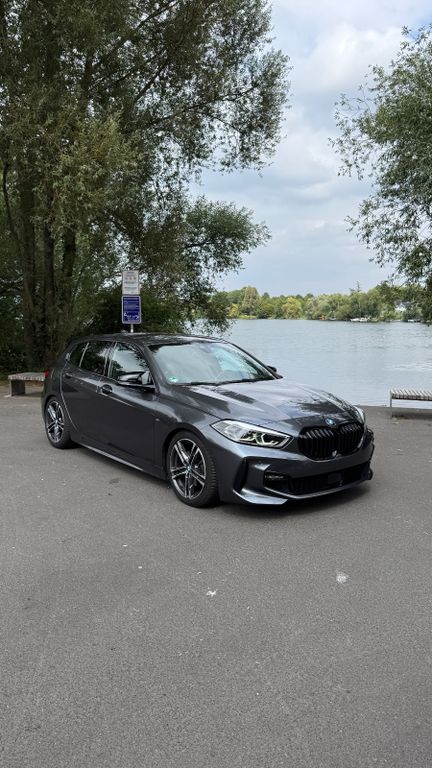 Image of BMW 118