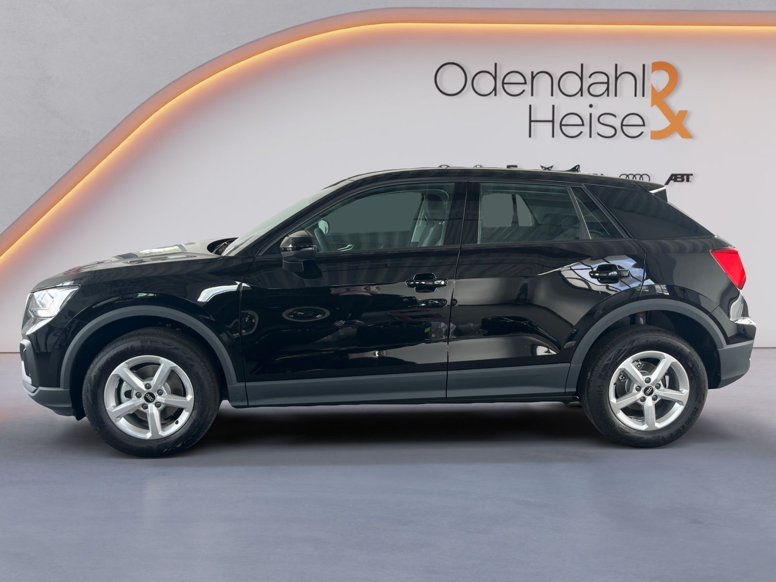 Audi Q2 TFSI Schaltgetriebe imagem 2