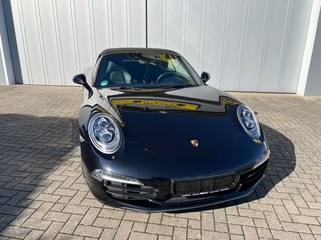 Porsche 991 Carrera Cabriolet Black Edition / Wenig KM