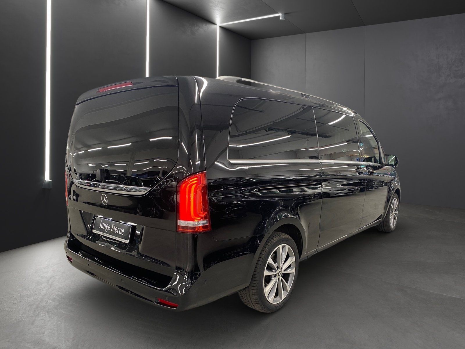 Fahrzeugabbildung Mercedes-Benz V 300 d Avantgarde Extralang*Elekt.Tür*8Sitz*Kam