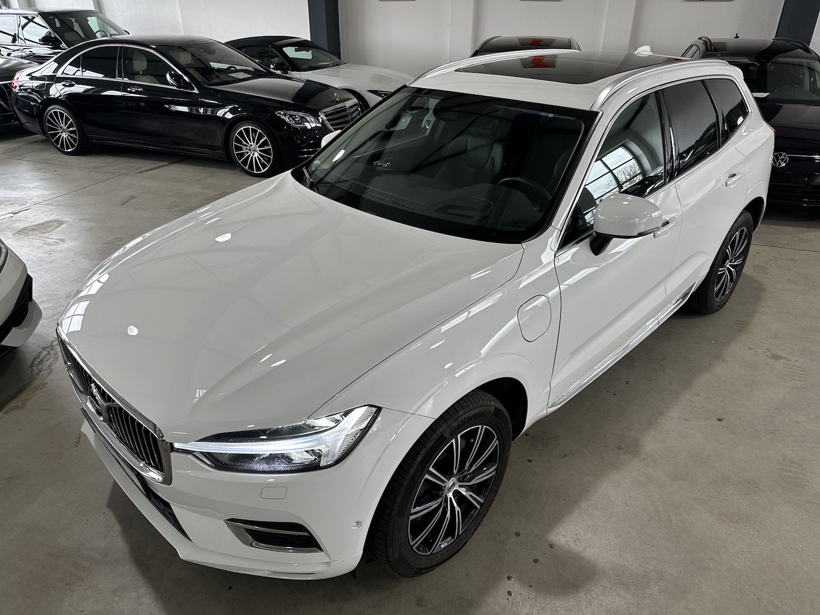 Fahrzeugabbildung Volvo XC60 T6 AWD Recharge Inscription/Pano/Leder/HUD/
