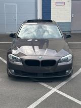BMW F10 525d 530d 3 Liter 6 Zylinder - BMW 525 in Wuppertal