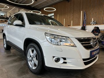 Volkswagen Tiguan Team 4Motion *2. Hand*Klima*SHZ*AHK*PDC*