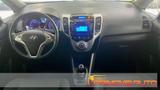 Hyundai HYUNDAI iX20 1.4 90 CV - rote Hyundai ix20
