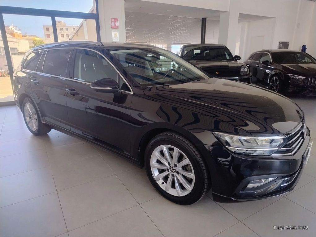 Image of Volkswagen Passat