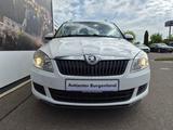 Skoda Roomster 1.6 TDI Ambition EINPARKHILFE SITZHEIZU - Skoda Roomster mit Diesel-Antrieb: mit Klimaautomatik