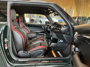 MYAUTOCENTER – Gebraucht- und Jahreswagen mit Werkstattservice in Pfaffenhofen MINI JOHNCOOPER *HarmanKardon*CARPLAY*TÜV 528*