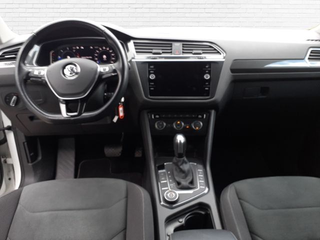 Fahrzeugabbildung Volkswagen Tiguan 2.0 TDI R-line 4Motion DSG KLIMA LED ALU