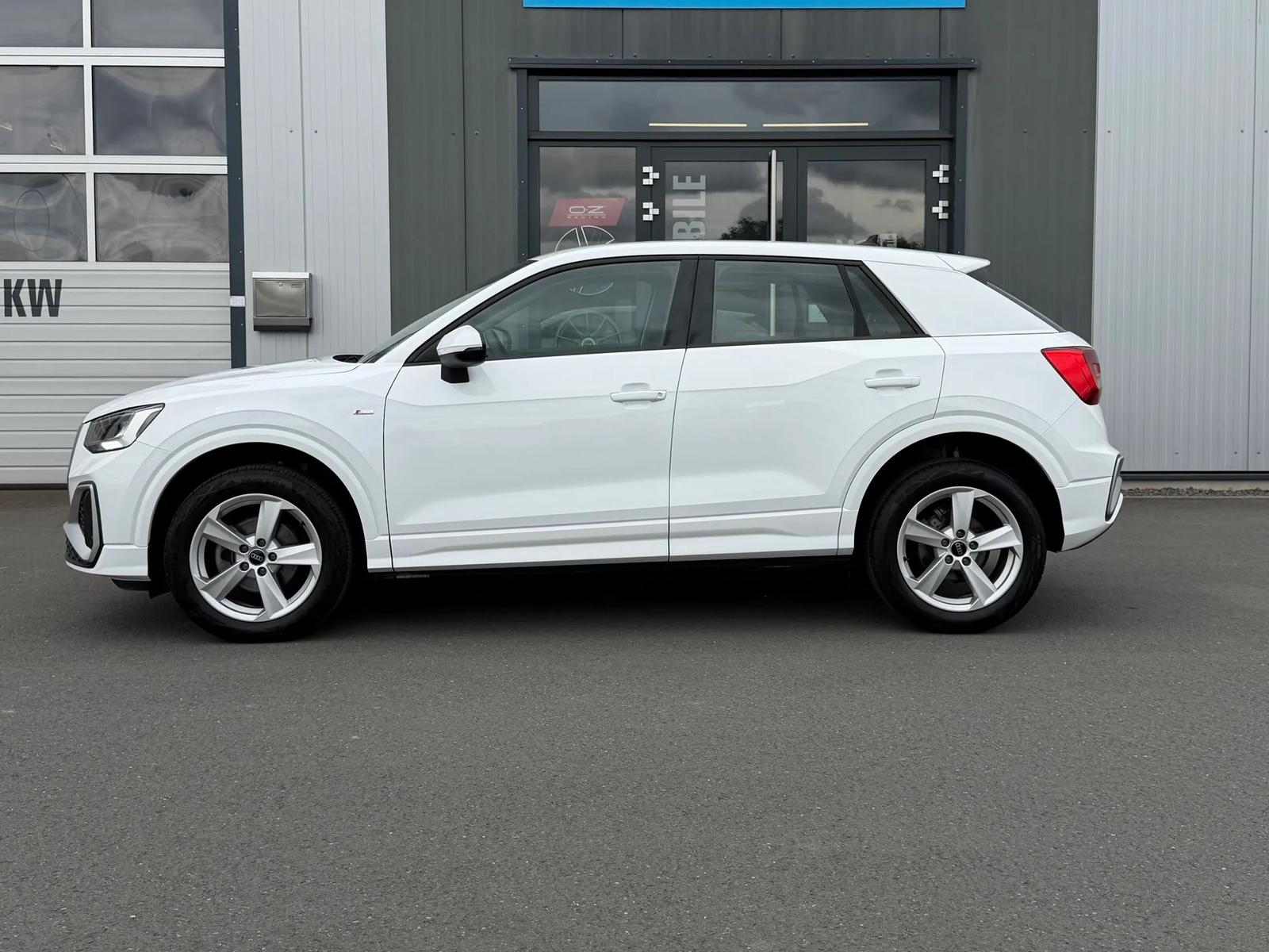 Audi Q2 35 TFSI S line, миниатюра 7
