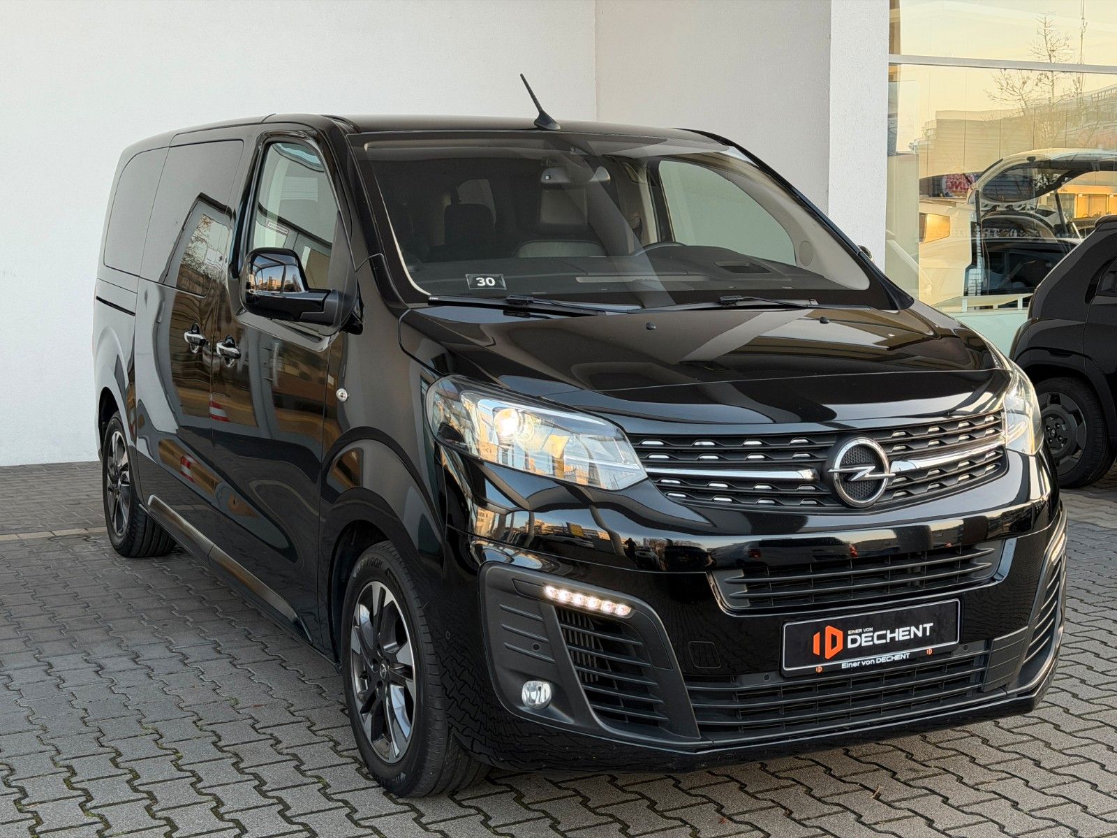 Fahrzeugabbildung Opel Zafira Life Elegance M AHK/Standheizung/8-Sitze!