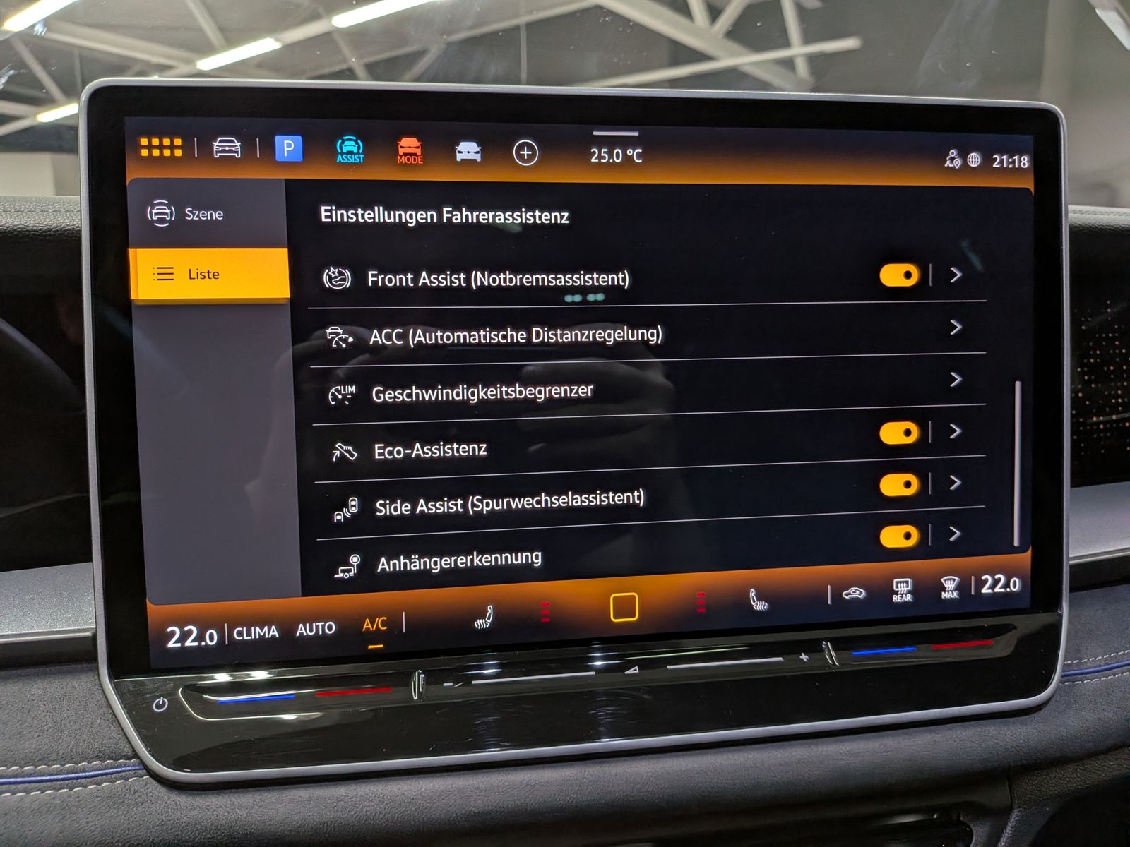 Fahrzeugabbildung Volkswagen Tayron 2.0TDI 4M R-Line Launch Pano Black AHK 20