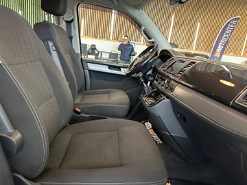 MYAUTOCENTER – Gebraucht- und Jahreswagen mit Werkstattservice in Pfaffenhofen Volkswagen T6 Multivan Comfortline 4Motion *WLAN*Klima*Navi