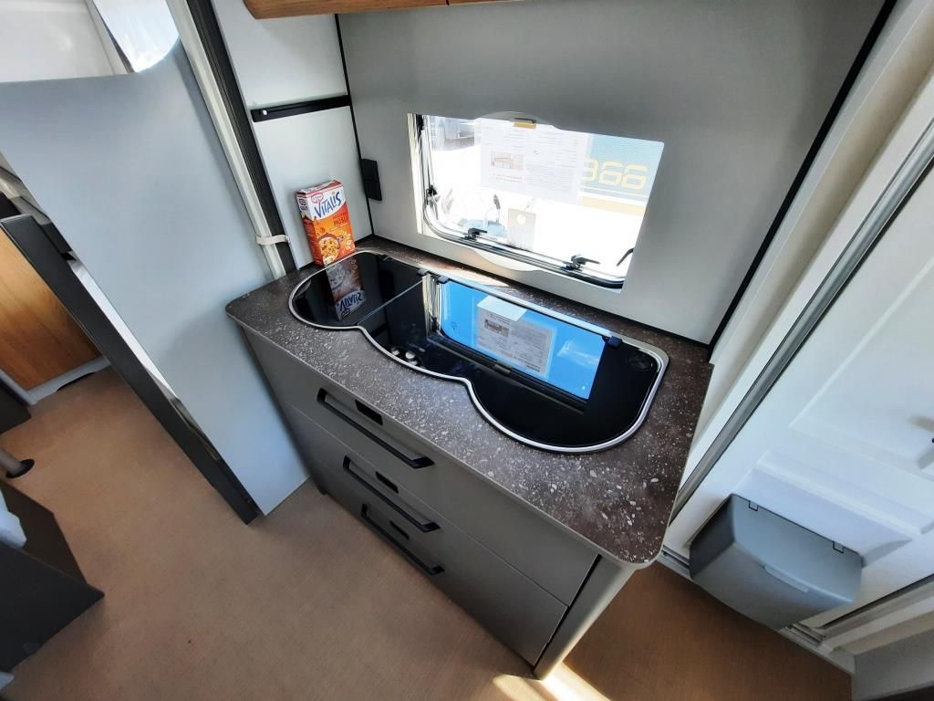 Fahrzeugabbildung Bürstner B66 Plus 510 TK Verfüg./Sparen Sie 4.630,- €