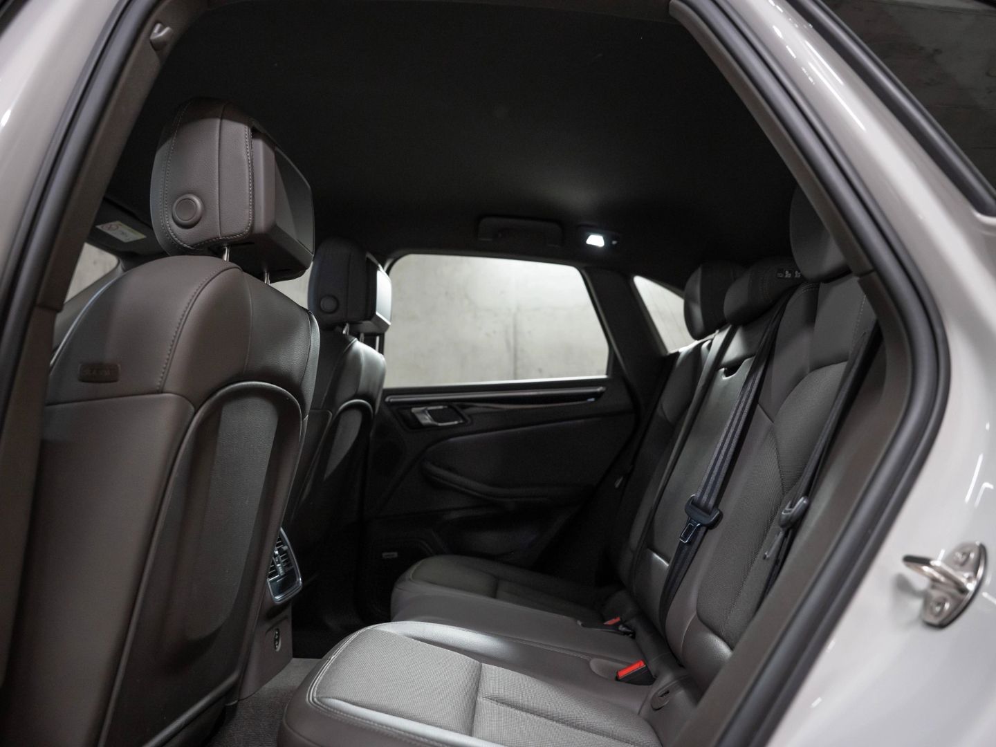 Porsche Macan S Sportabgasanlage BOSE Apple CarPlay foto 17