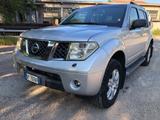 Nissan Pathfinder 2.5 dCi SE - gebrauchte Nissan Pathfinder aus dem Jahr 2006