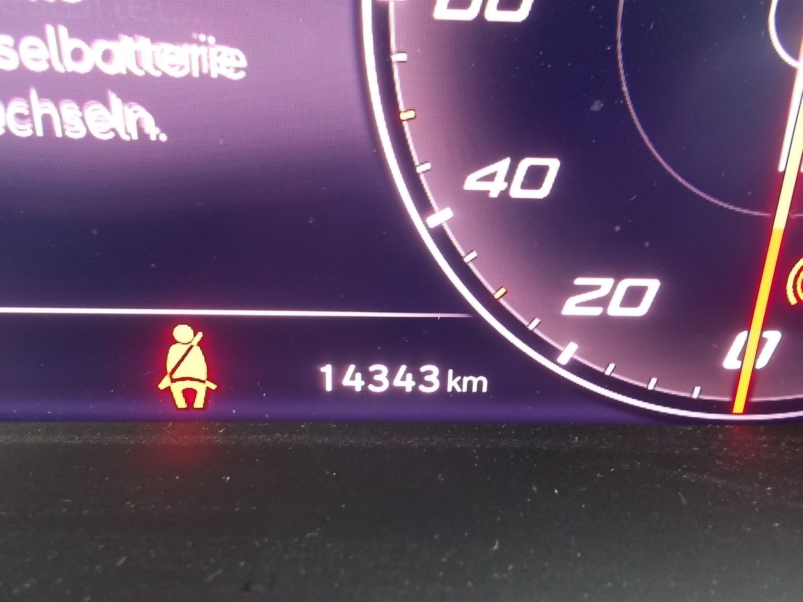 Fahrzeugabbildung SEAT Arona FR 1.0 TSI DSG + AC + wenig Kilometer