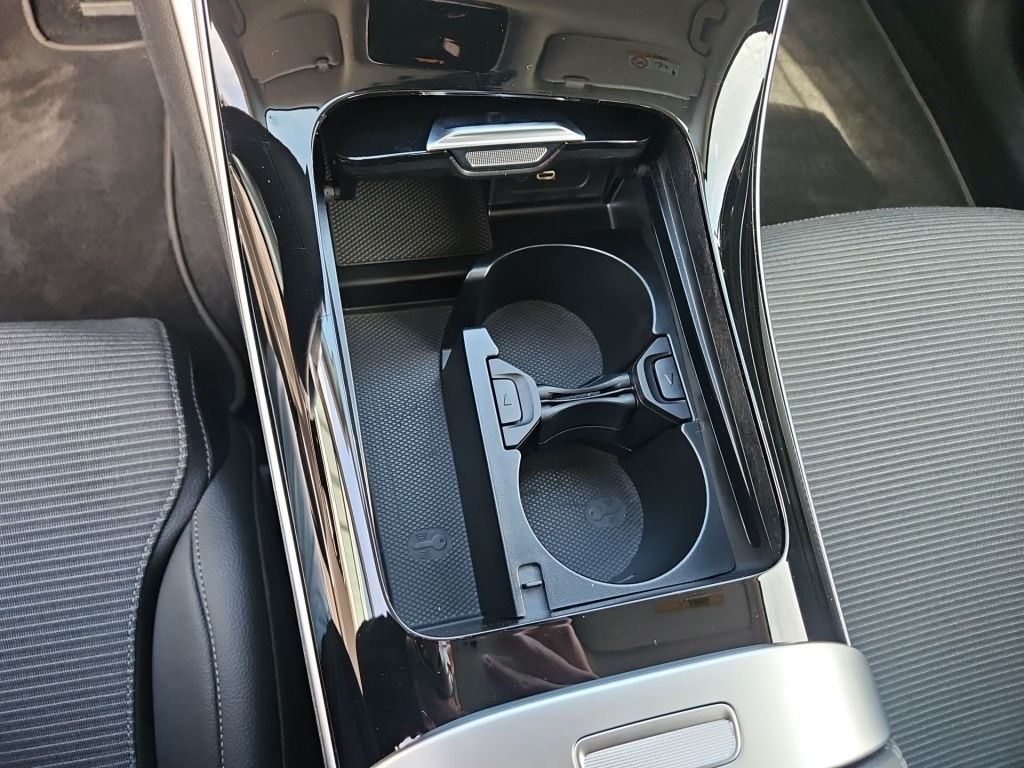 Fahrzeugabbildung Mercedes-Benz C 200 Avantg. Totwi. LED 360° Navi SHZ Ambie.