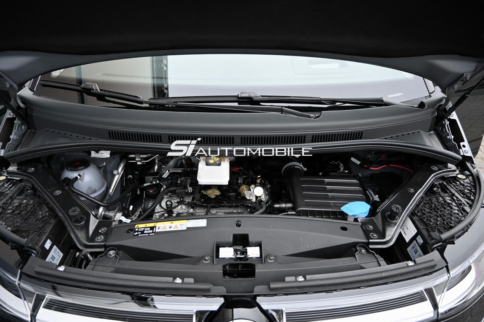 Fahrzeugabbildung Volkswagen T7 Multivan 2.0 TSI DSG Lang Edition °360°STHZ°