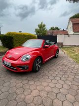 Volkswagen VW Beetle Cabriolet 1,2 TSI Sound - Volkswagen Beetle: Rot