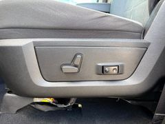 Fahrzeugabbildung Dodge RAM 1500 CrewCab SLT Night Navi SHZ LPG U.-Frei