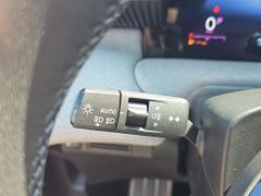 Fahrzeugabbildung Citroën C5 Aircross 1.2 145 Hybrid PLUS PDC FULL-LED ACC