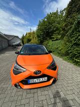 Toyota Aygo (X) 1,0-l-VVT-i x-cite x-cite Mandarine