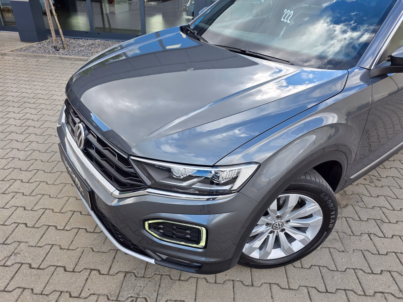 Volkswagen T-Roc Sport 4Motion*Kamera*LED*AHK*Navi*ACC*2.Hd