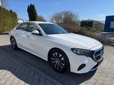 Mercedes-Benz E 220 d Avantgarde HeadUp AHK R-Cam Garantie - Mercedes-Benz E-Class mit Diesel-Antrieb