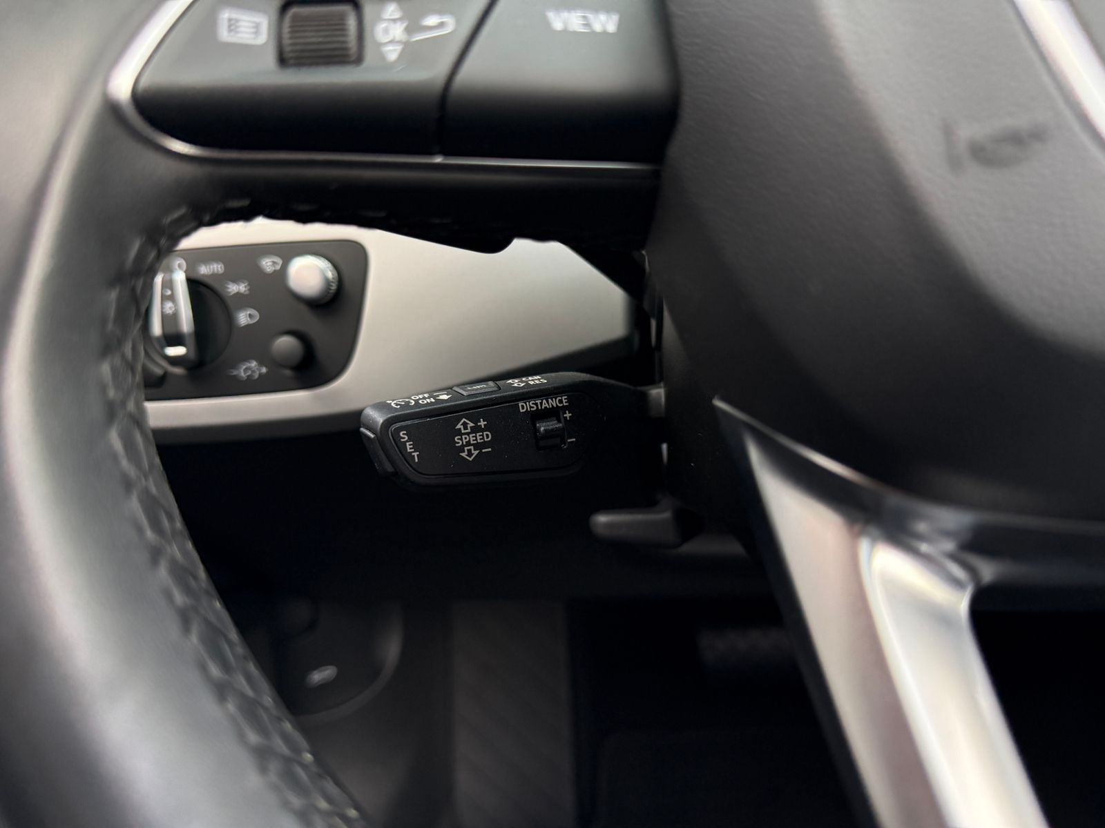 Fahrzeugabbildung Audi A5 Cabrio advanced 40 TFSI S tronic NAVI LEDER