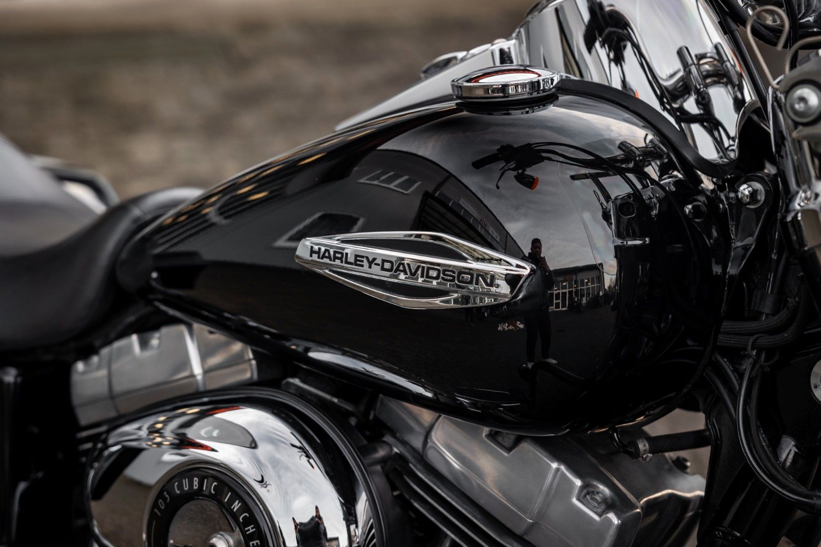 Fahrzeugabbildung Harley-Davidson FLD Dyna Switchback - Kesstech -