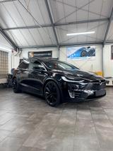 Tesla Model X 100D - MCU2, neue Dämpfer, CCS, 100kw - schwarze Tesla Model X