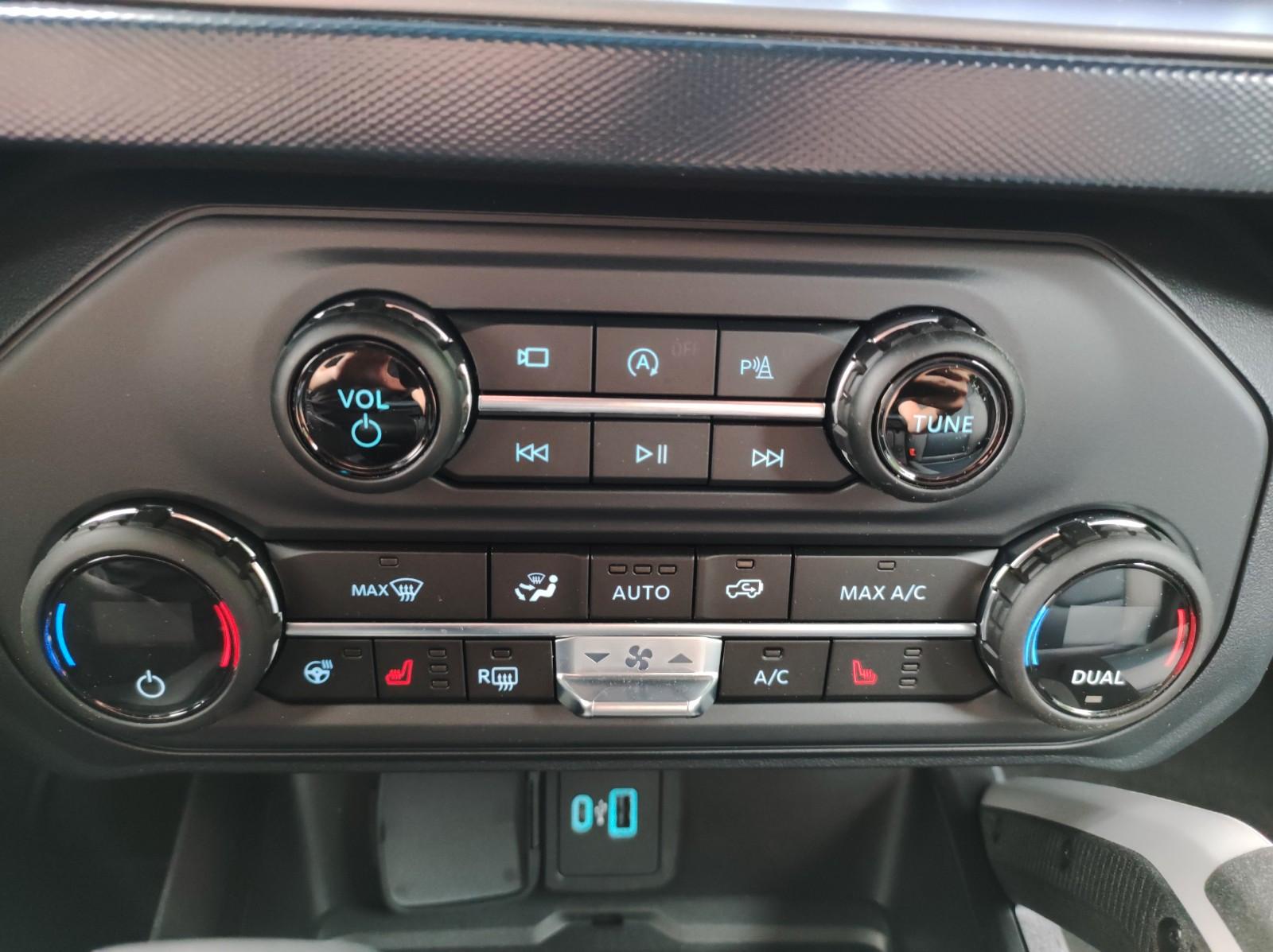 Ford Bronco Outer Banks 4x4 ACC LED Navi 360°Kamera