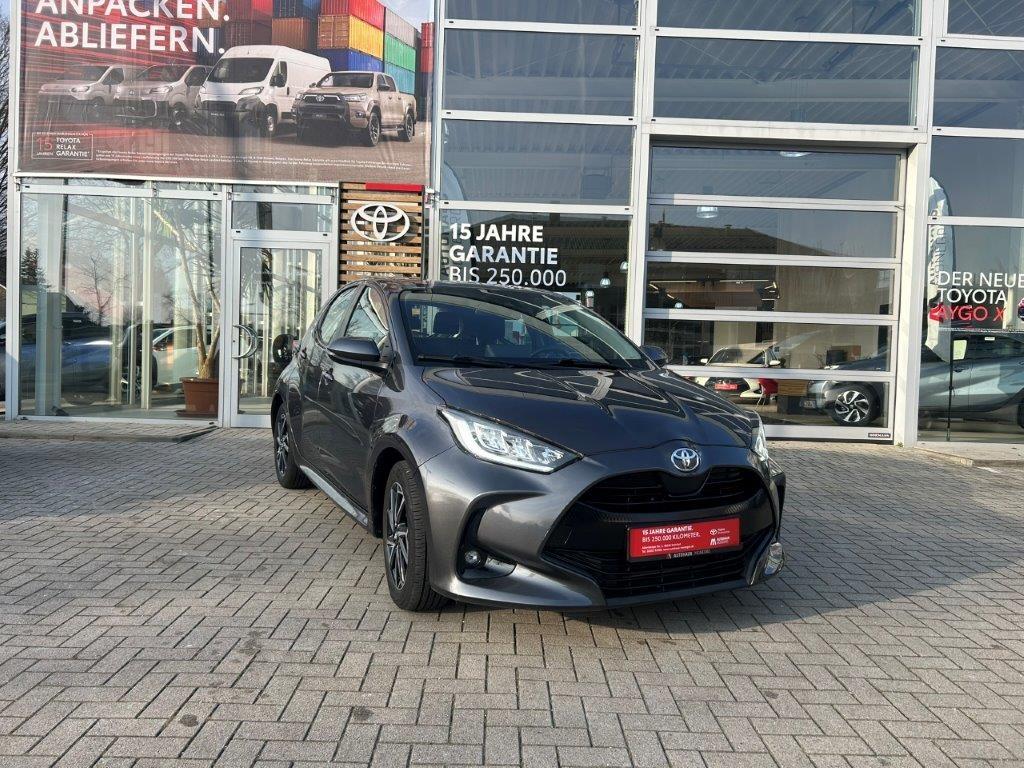 Toyota Yaris Club 1.5 LED Apple CarPlay Android Auto Mu