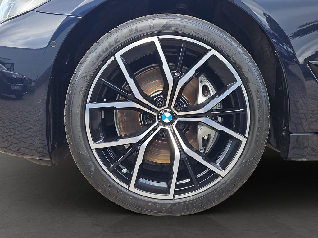 BMW 530d T. M-SPORT LASER PANO STANDH KAMERA 19" AHK